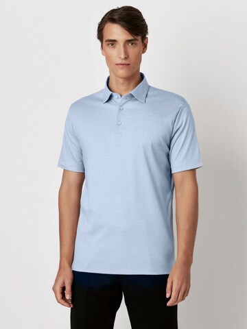 DESOTO Shirt in Blue: front