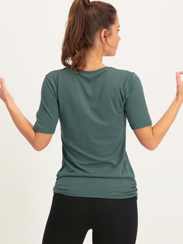 Urban Goddess Yoga & Activewear Sporttop 'Kami Yoga Tee' in Grün