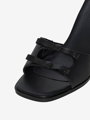 Mule 'MARRY' PIECES en noir