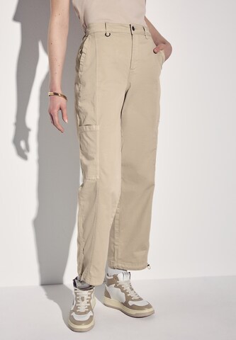 STREET ONE Regular Cargo Pants in Beige: front