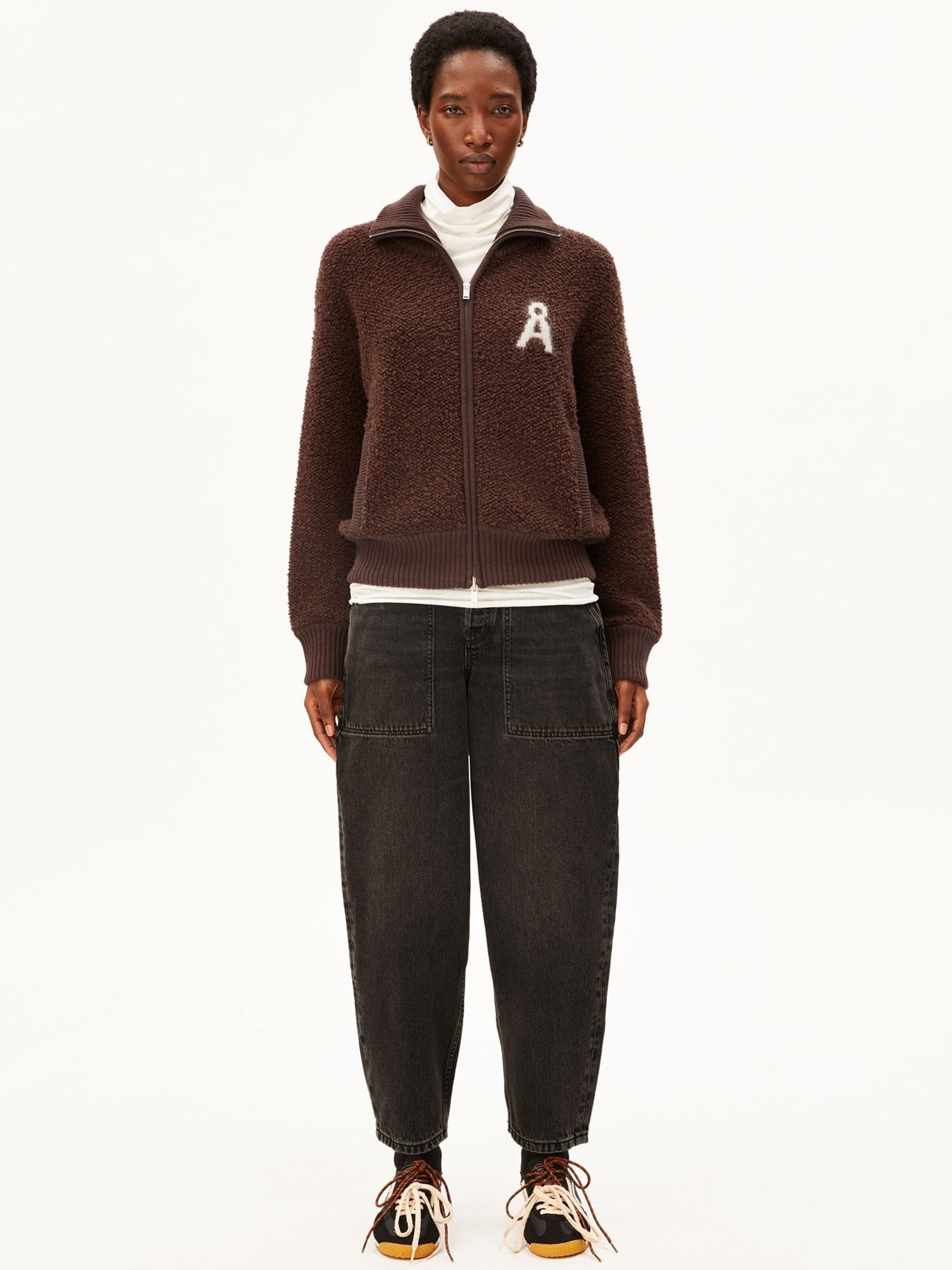 ARMEDANGELS Loosefit Jeans in Zwart: voorkant