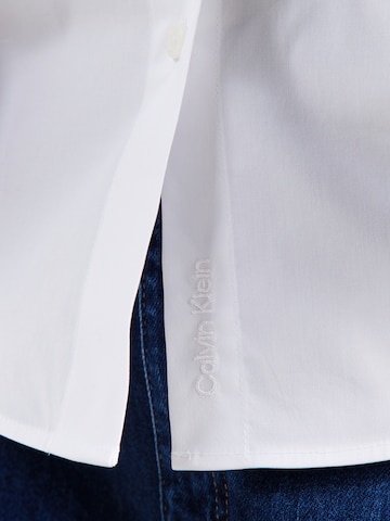 Chemisier Calvin Klein en blanc