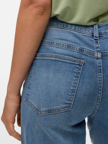 VERO MODA regular Jeans 'BETTY' i blå
