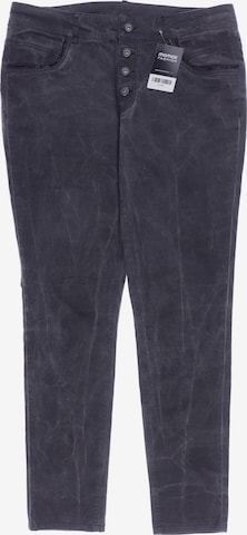 SAINT TROPEZ Pants in L in Grey: front