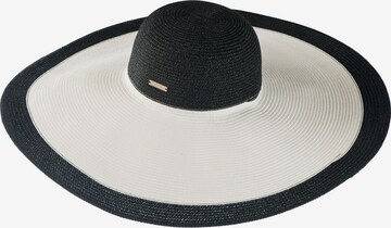 Marc & André Hat 'Cruise' in White: front