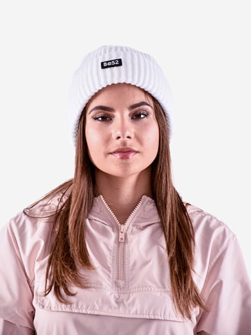 Bonnet 'Highball' Be52 en blanc