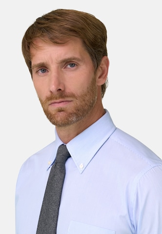 Coupe regular Chemise Boggi Milano en bleu : devant