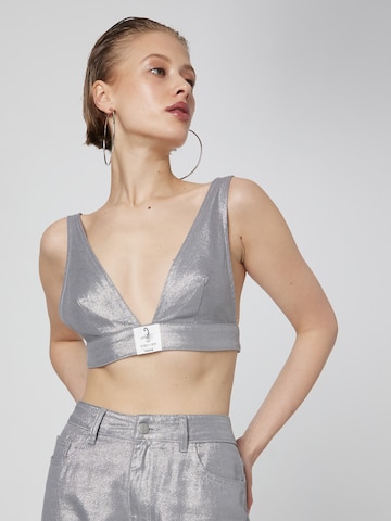 VIERVIER Top 'Georg' in Silver: front