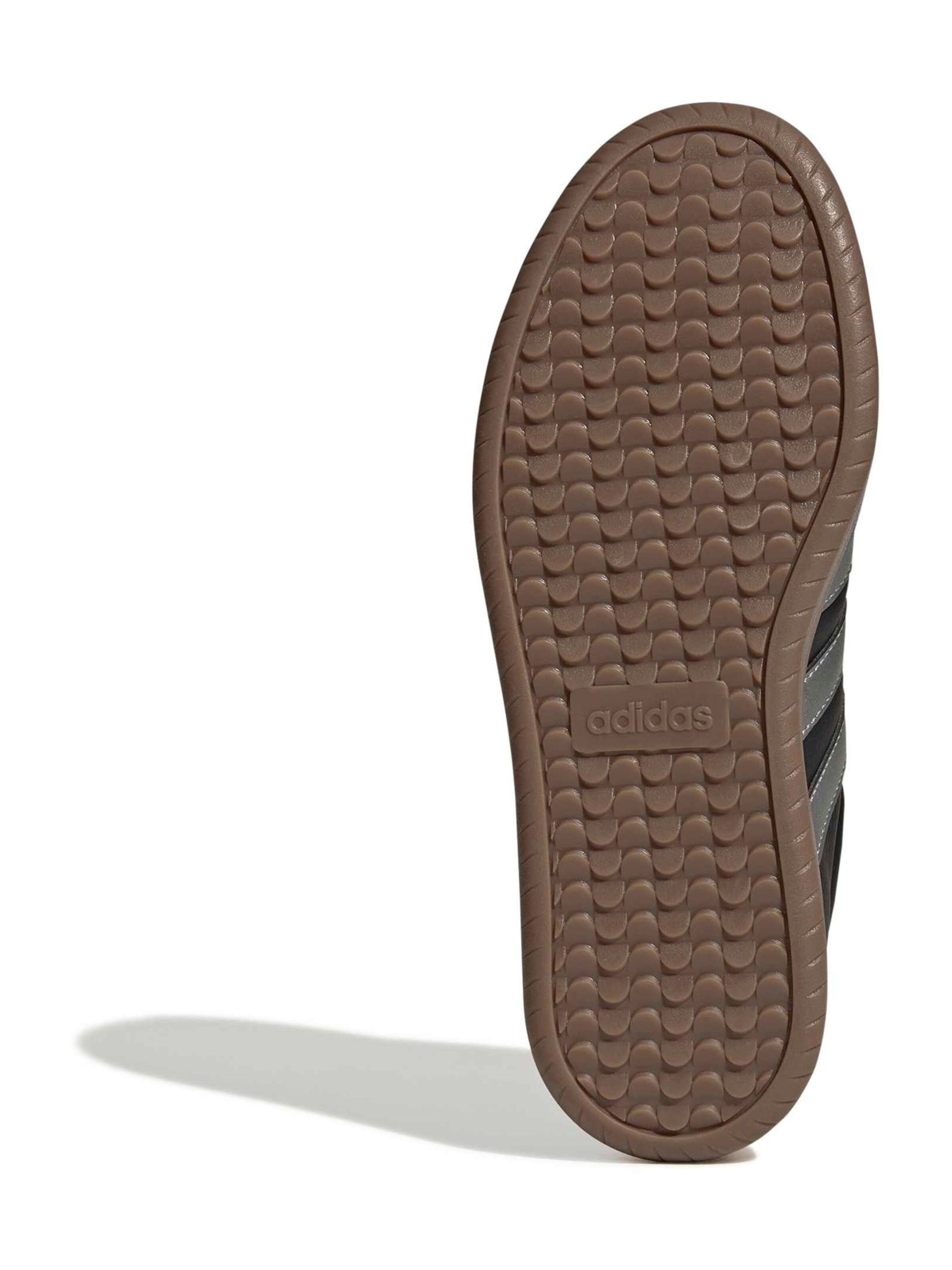 ADIDAS SPORTSWEAR Низкие кроссовки 'BARREDA' в Черный