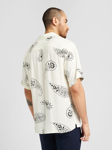 JACK & JONES - Ajuste confortable Camisa 'JEFF' en blanco