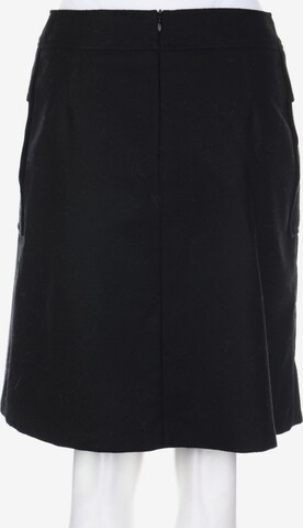 Pringle of Scotland Skirt in S in Black