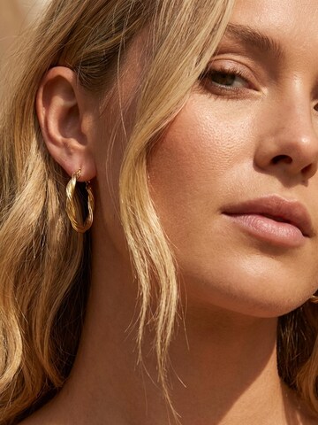Kamiko Earrings 'VISEU' in Gold: front
