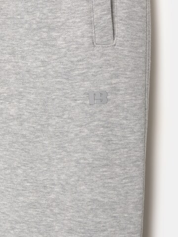 Baggy Pantalon Pull&Bear en gris