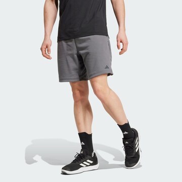 ADIDAS PERFORMANCE Regular Sportshorts 'Base' in Grau: Vorderseite