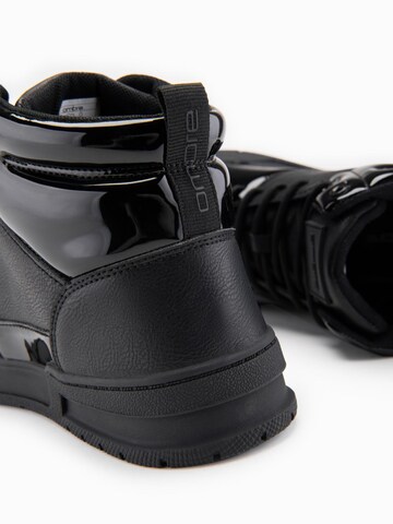 Ombre Sneakers hoog in Zwart