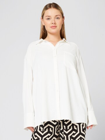Camicia da donna 'Binia' di Guido Maria Kretschmer Curvy in bianco: frontale