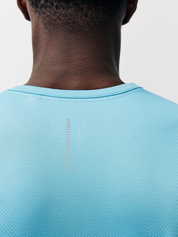 T-Shirt Next en bleu