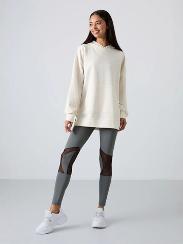 Tommy Life Sweatshirt in White