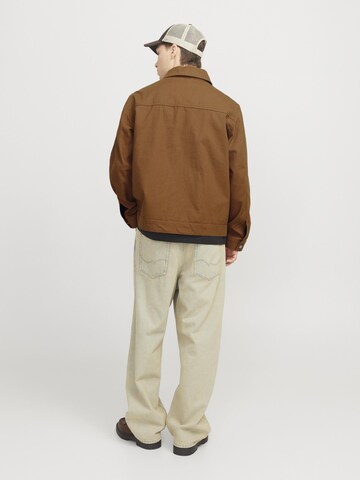 JACK & JONES Tussenjas in Bruin