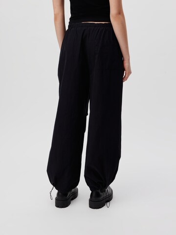 Loosefit Pantalon 'Lia' LeGer by Lena Gercke en noir