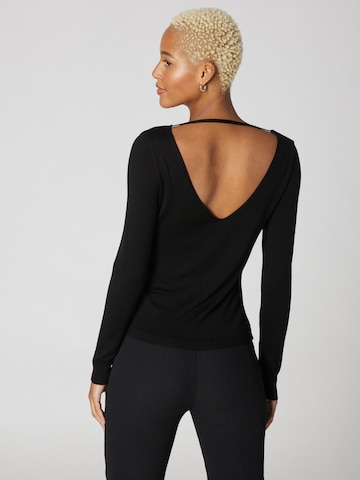 A LOT LESS Sweater 'Esther' in Black