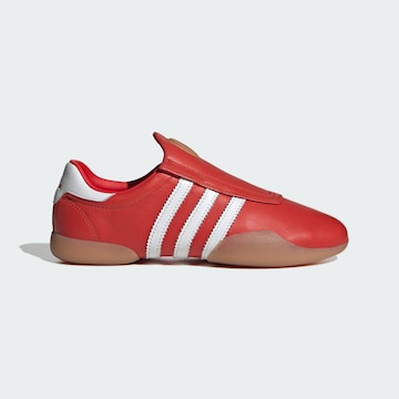 ADIDAS ORIGINALS Slip-on 'Taekwondo Mei' in Red