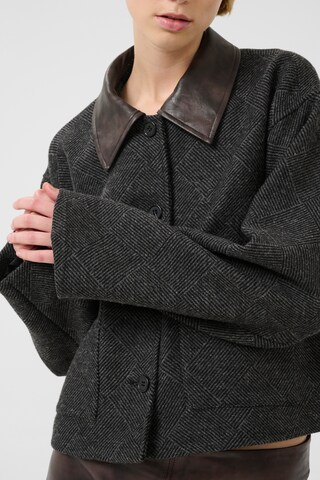 KAREN BY SIMONSEN Overgangsjakke 'Anuk' i grå