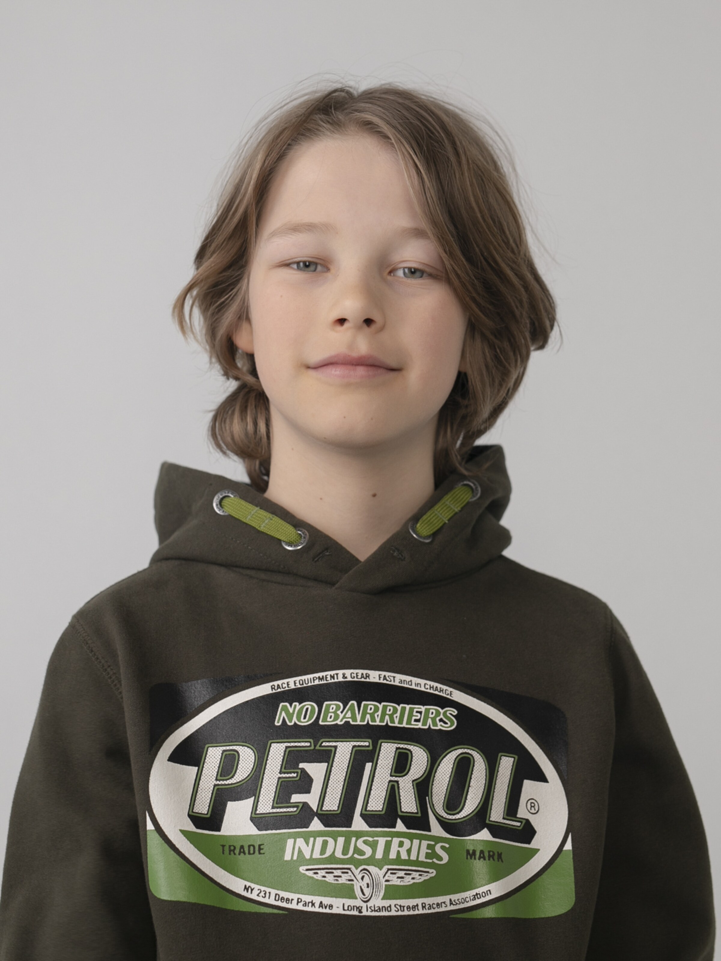 Kinder Kids (Gr. 92-140) Petrol Industries Sweatshirt in Mokka - CD24986