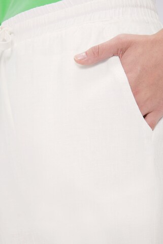 SENSES.THE LABEL Regular Pants in White