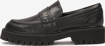 juoda Kazar Loaferai: priekis