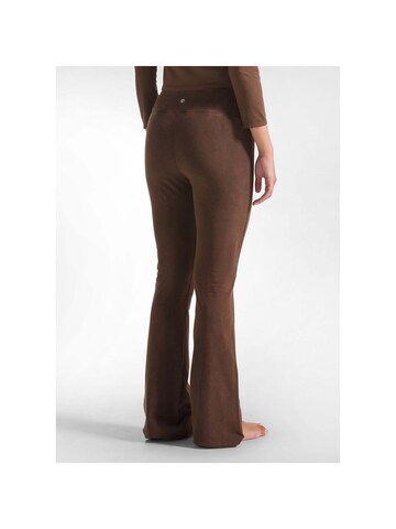 DEHA Flared Hose in Braun