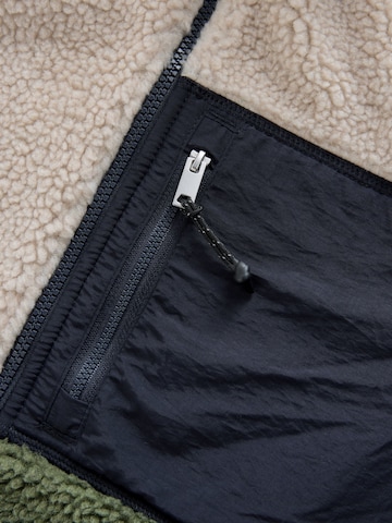 Veste en polaire Next en vert