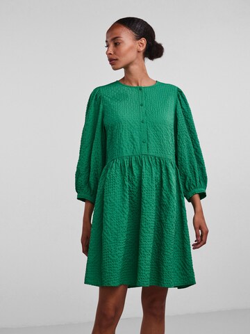 Rochie tip bluză 'Andrea' de la PIECES pe verde: față