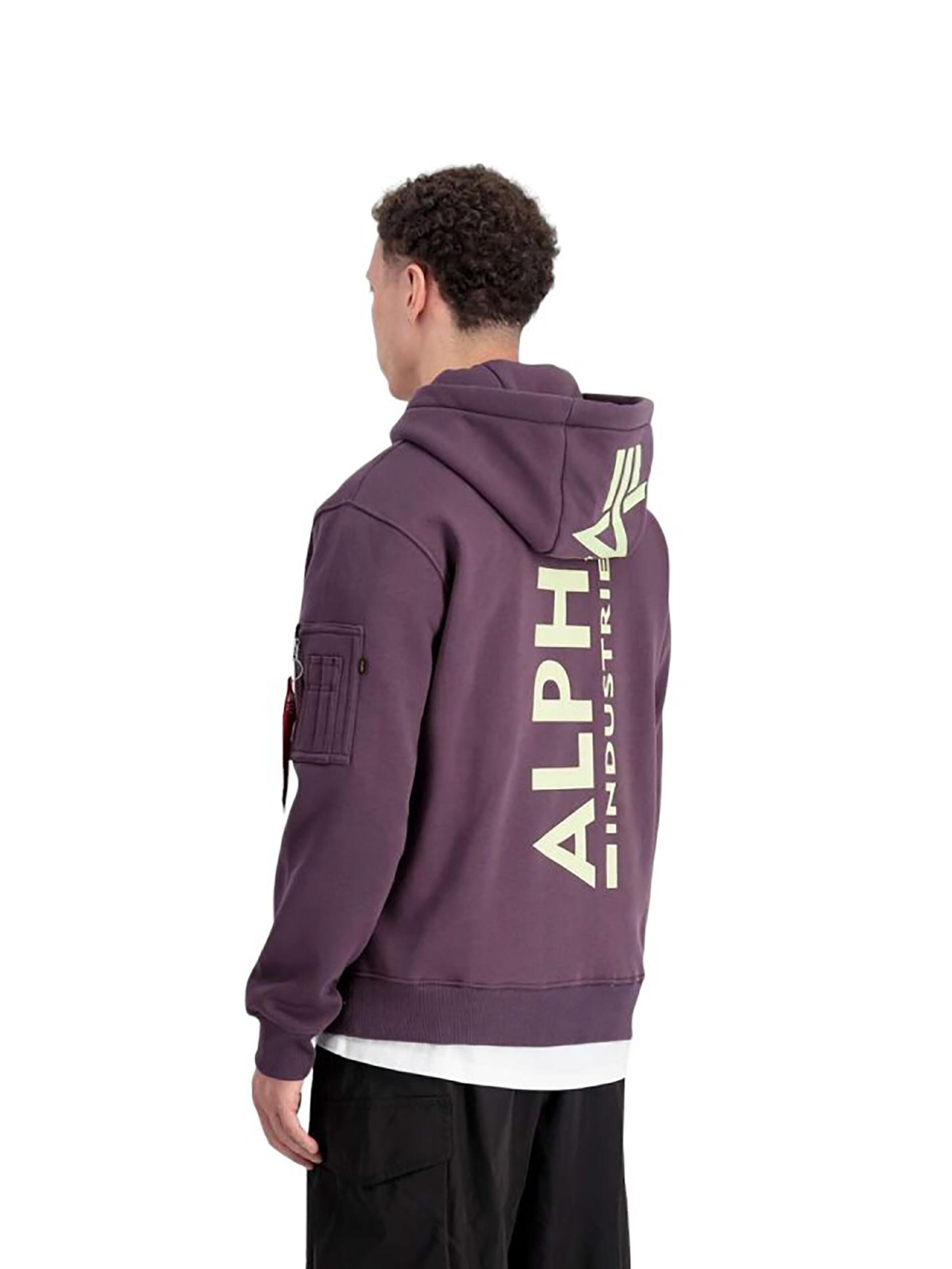 ALPHA INDUSTRIES Sweatshirt in Lila