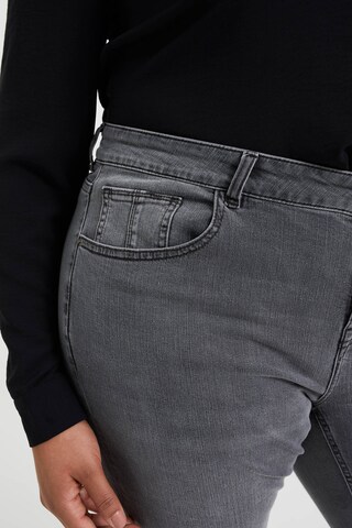 Slimfit Jeans di WE Fashion in grigio