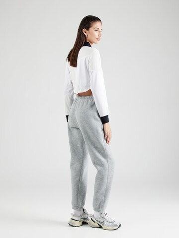 Jordan Tapered Παντελόνι 'BRKLN FLC' σε γκρι