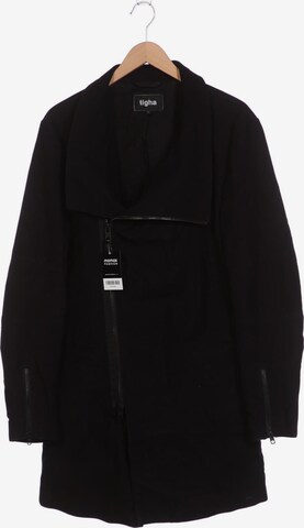 tigha Jacket & Coat in L in Black: front