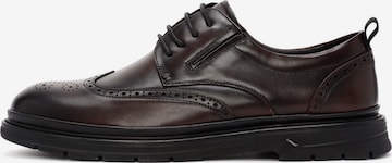 Derimod Schnürschuh in Braun: Vorderseite