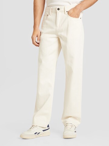 Calvin Klein Regular Jeans in White: front