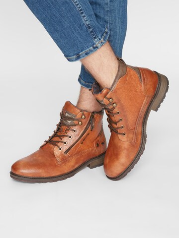 MUSTANG Lace-Up Boots in Brown: front