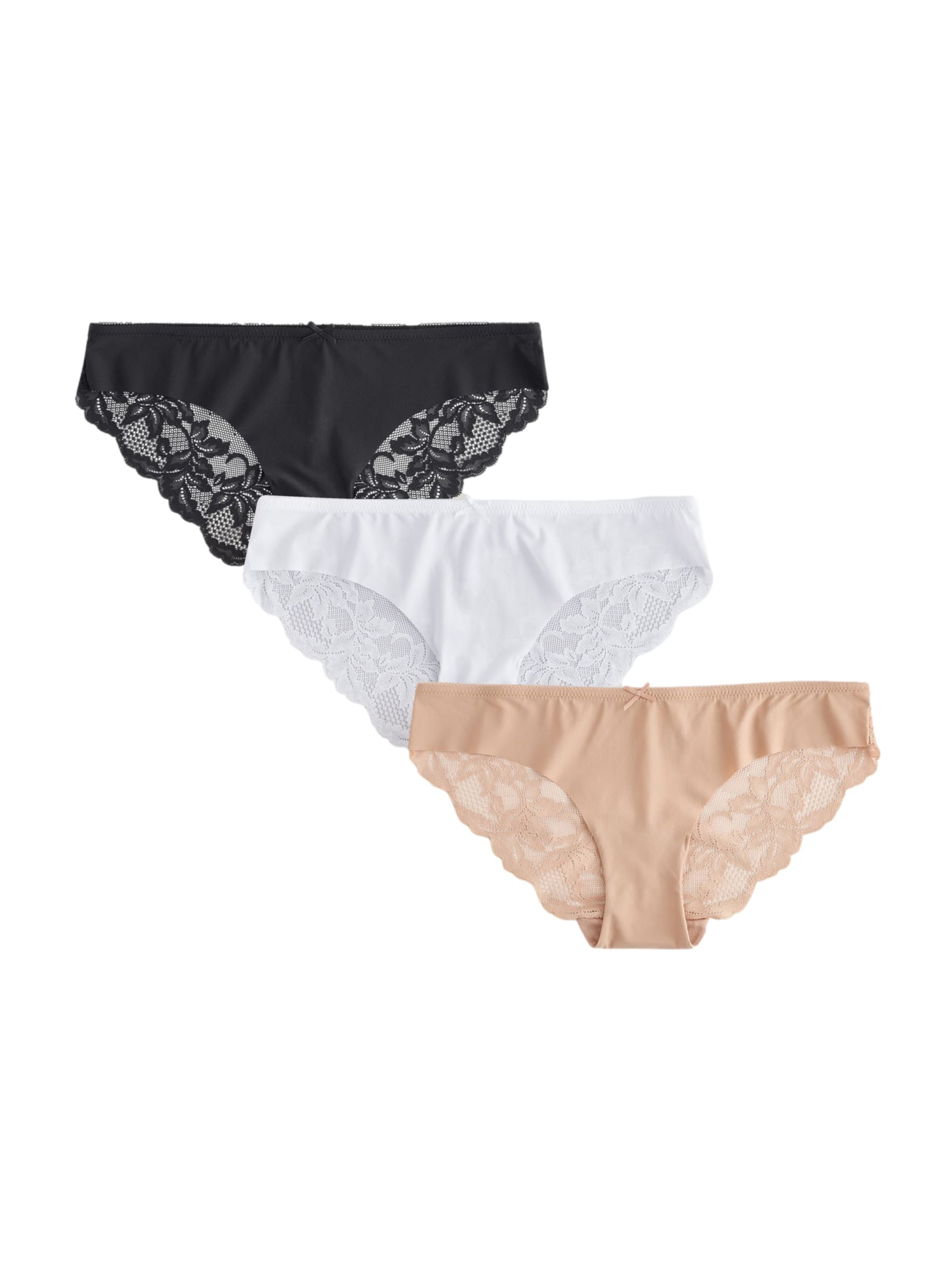 Next - Braga en negro: frente