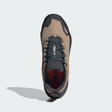 Chaussure basse 'Skychaser AX5' ADIDAS TERREX en marron