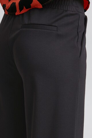 Wide Leg Pantalon à pince 'IHKate' ICHI en noir