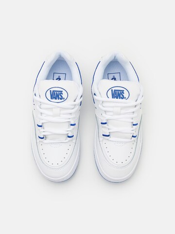 Baskets basses 'Speed' VANS en blanc : au dessus