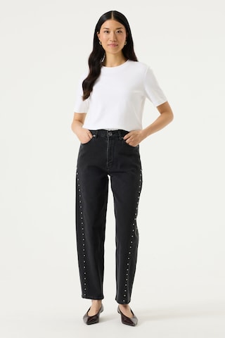 Barrel Jeans di GARCIA in nero: frontale