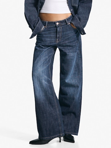 Baggy Jean Bershka en bleu : devant