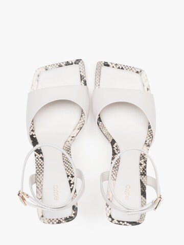 Estro Sandale '530-08'‌‌ in Weiß