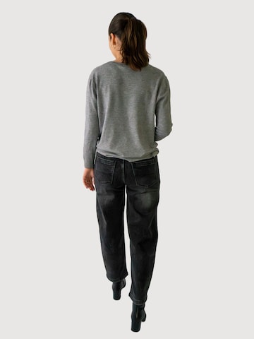 WEARABLE STORIES Pullover 'Ginny' i grå