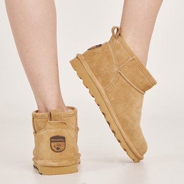 Bearpaw Boots in Beige