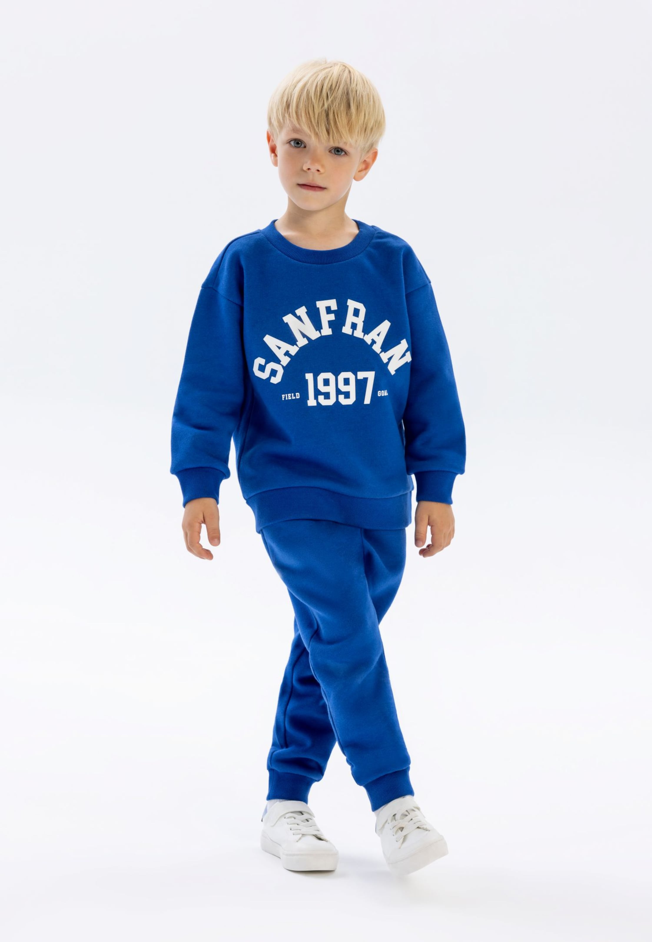 MINOTI Set in Blue: front